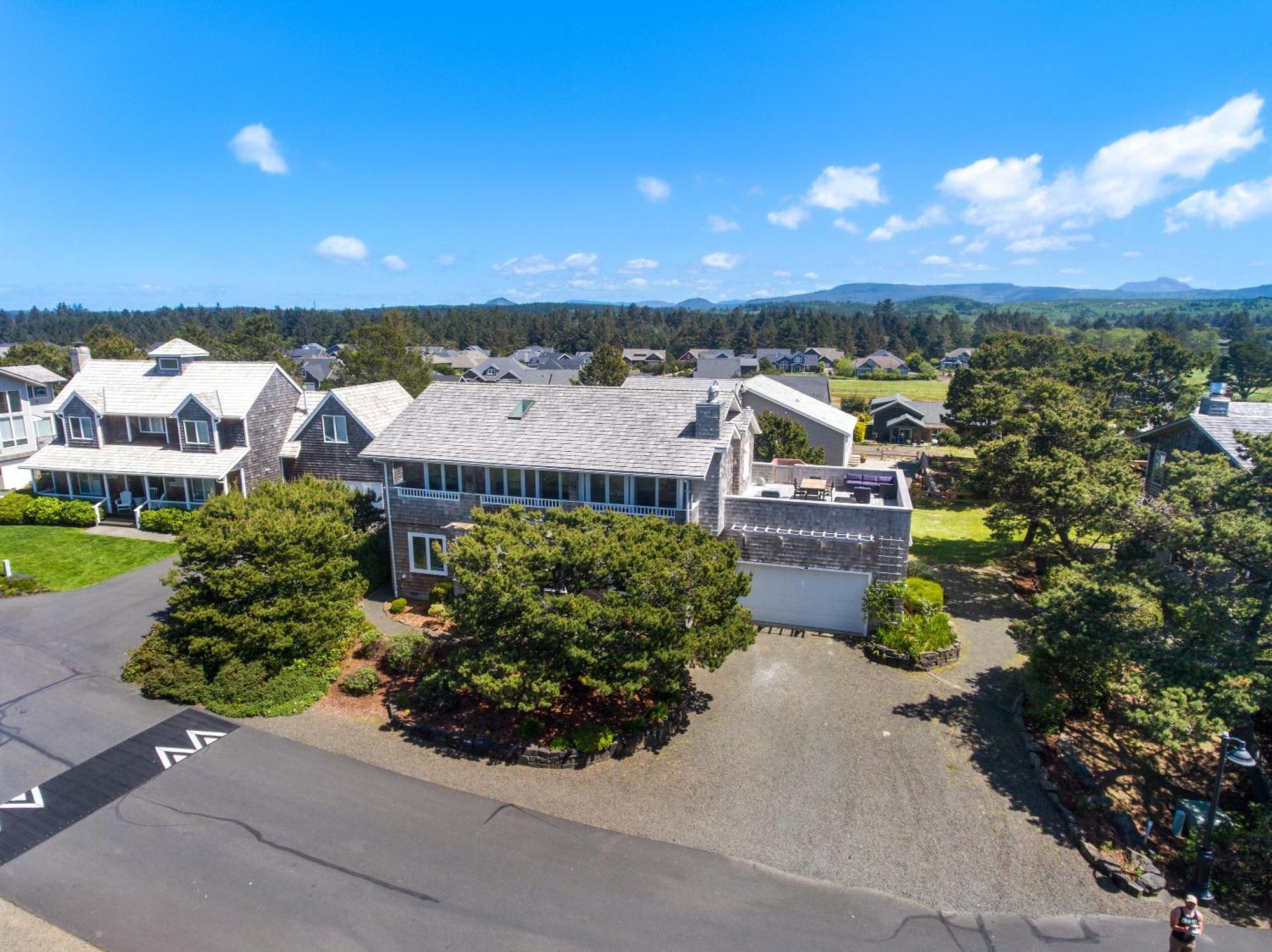 Pacific Northwest Beach House 5G Ev Charger Dog Гиърхарт Екстериор снимка